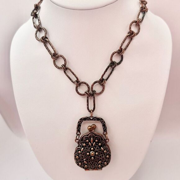 Filagree purse locket pendant necklace - Picture 1 of 14